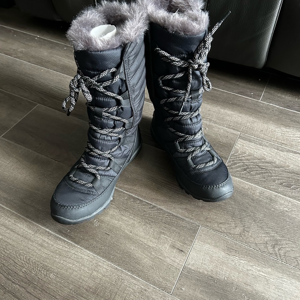 Sorel Black and Gray Fur-Lined Boots